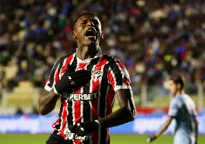 ge - Faixa, aplausos e confiança de Dorival: como Arboleda deu a volta por cima no São Paulo