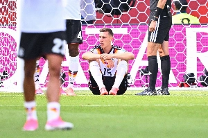 ge - Zagueiro titular da Alemanha está fora da Copa do Mundo