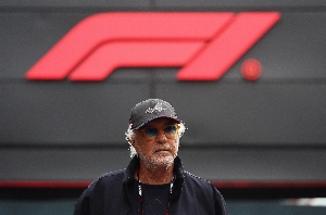 ge - FIA garante independência de painel após críticas de Briatore em caso Gasly