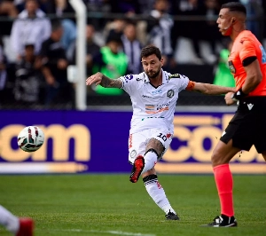 ge - Boschilia brilha com golaço de falta e gol olímpico em vitória do Operário-PR na Série B; assista