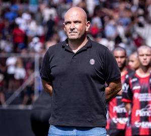 ge - Leiria minimiza fim da invencibilidade e exalta campanha do IAC na primeira fase da Bezinha