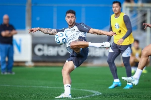 ge - Lateral João Pedro é liberado pelo Grêmio para buscar clube