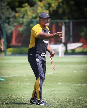 ge - Escalação do São Paulo: Luciano, Calleri, Sabino e Bobadilla não viajam a Salvador