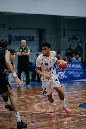 ge - Osasco x Unifacisa: equipes se enfrentam buscando regularidade no NBB