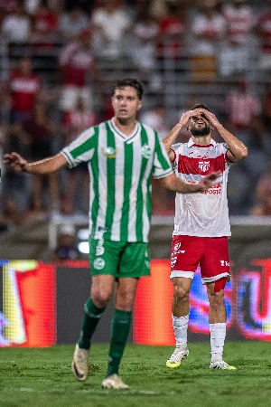 ge - Contrastes: CRB foi o melhor mandante da Série B em 2025 e já é o pior em 2026