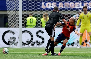 ge - Dani Olmo é 