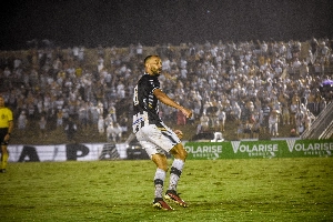 ge - Treze confirma renovação de Buba e anuncia mais dois reforços para a Copa Paraíba