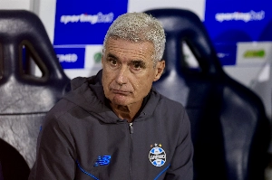 ge - Luís Castro se critica após derrota do Grêmio para o Palmeiras: 