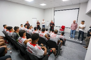 ge - Abel Braga é apresentado pelo Inter, revela 