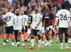 ge - Manchester United terá que mudar uniforme após infringir regra da Premier League; entenda