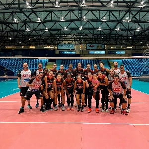 ge - Taça Brasil de Vôlei Feminino 2026: Sesi Bauru conquista o título em Foz do Iguaçu