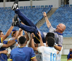 ge - Técnico do QFC celebra título do Campeonato Potiguar Sub-20: 