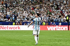 ge - Ninguém supera, e Messi é o melhor da Rodada 1 do Cartola da Copa do Mundo da FIFA™