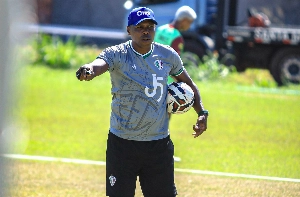 ge - Fluminense-PI agenda conversas para definir técnico e projeta início de pré-temporada para novembro