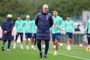 Terceiro Tempo - Milton Neves - Seleção Brasileira: Há um ano começava a 