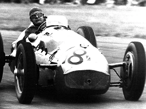 Terceiro Tempo - Milton Neves - Olhos no retrovisor: Um outro Hamilton da F1 que disputou apenas cinco GPs mas venceu as 24 Horas de Le Mans - Notícias - Terceiro Tempo