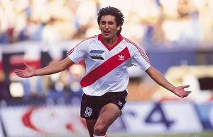 Terceiro Tempo - Milton Neves - Parabéns, Ramón Diaz, 66 anos! Veja belos gols do ex-atacante, hoje treinador - Notícias - Terceiro Tempo