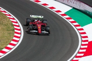 Terceiro Tempo - Milton Neves - F1: Leclerc dribla o favoritismo da McLaren para a pole na Hungria. Bortoleto brilha e larga em 7º - Notícias - Terceiro Tempo