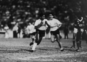 Terceiro Tempo - Milton Neves - Viola, 57 anos! Relembre o gol do ex-atacante na decisão do Paulista de 88 - Notícias - Terceiro Tempo