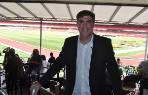 Terceiro Tempo - Milton Neves - Parabéns, Zetti! Ídolo tricolor, ex-goleiro completa 61 anos! - Notícias - Terceiro Tempo