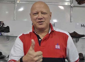 Terceiro Tempo - Milton Neves - Achados & Perdidos: Ronaldo Giovanelli estreava pelo Corinthians há 38 anos - Notícias - Terceiro Tempo