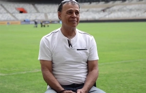 Terceiro Tempo - Milton Neves - Parabéns, Joãozinho! O habilidoso ex-ponta do Cruzeiro completa 72 anos! - Notícias - Terceiro Tempo