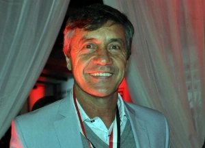 Terceiro Tempo - Milton Neves - Achados & Perdidos: Lindos gols do aniversariante Renato, que brilhou no Guarani, São Paulo e Galo - Notícias - Terceiro Tempo