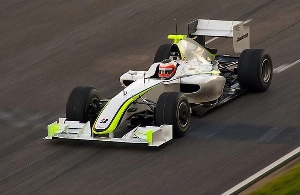 Terceiro Tempo - Milton Neves - Olhos no retrovisor: Em Barcelona, há 17 anos, Barrichello testava a Brawn-GP pela primeira vez - Notícias - Terceiro Tempo