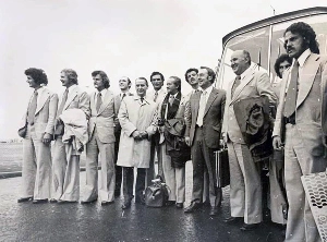 Terceiro Tempo - Milton Neves - Achados & Perdidos: Os 51 anos da excursão invicta do Internacional pela Europa - Notícias - Terceiro Tempo