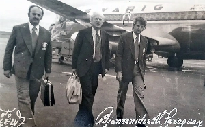 Terceiro Tempo - Milton Neves - Uma foto, uma história! Rubens Minelli chegando no Paraguai para jogos do Inter pela Libertadores de 76 - Notícias - Terceiro Tempo