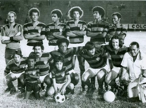 Terceiro Tempo - Milton Neves - Achados & Perdidos: Roberto Rivellino atuando pelo Vitória? Veja como isso aconteceu - Notícias - Terceiro Tempo