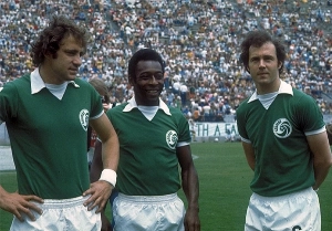 Terceiro Tempo - Milton Neves - Saudade: Companheiro de Pelé e Beckenbauer no Cosmos, Chinaglia morria há 14 anos - Notícias - Terceiro Tempo