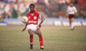 Terceiro Tempo - Milton Neves - Craque revelado pela Lusa, Dener completaria 55 anos. Relembre golaços do craque da Lusa - Notícias - Terceiro Tempo