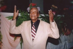 Terceiro Tempo - Milton Neves - Saudade: Barbosa, o injustiçado goleiro brasileiro na Copa de 50, nos deixava há 26 anos - Notícias - Terceiro Tempo