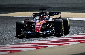 Terceiro Tempo - Milton Neves - F1: Leclerc supera Norris para comandar o segundo dia de testes da pré-temporada no Bahrein - Notícias - Terceiro Tempo