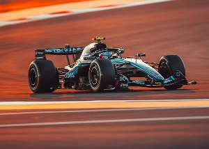 Terceiro Tempo - Milton Neves - F1: Mercedes segue forte e Russell começa segunda bateria de testes em primeiro no Bahrein - Notícias - Terceiro Tempo