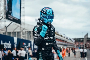 Terceiro Tempo - Milton Neves - F1: Russell comanda a dobradinha da Mercedes na abertura do Mundial, na Austrália. Bortoleto pontua - Notícias - Terceiro Tempo