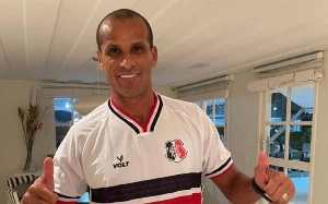 Terceiro Tempo - Milton Neves - Parabéns, Rivaldo! Bola de Ouro em 99, revelado pelo Santa Cruz, ex-atacante completa 54 anos  - Notícias - Terceiro Tempo