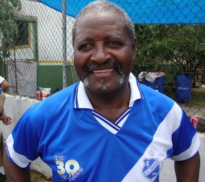 Terceiro Tempo - Milton Neves - Saudade: Há seis anos morria Botu, considerado o melhor zagueiro do Taubaté em todos os tempos - Notícias - Terceiro Tempo