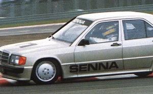 Terceiro Tempo - Milton Neves - Olhos no retrovisor: Um show de Senna pilotando Mercedes-Benz há 42 anos - Notícias - Terceiro Tempo