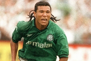 Terceiro Tempo - Milton Neves - Oséas, 55 anos! Ex-artilheiro do Verdão ainda é lembrado por inusitado gol contra - Notícias - Terceiro Tempo