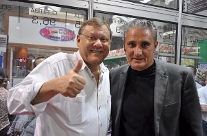 Terceiro Tempo - Milton Neves - Parabéns, Tite! Veja o dia em que o aniversariante esteve no Mercadão de SP com Milton Neves - Notícias - Terceiro Tempo