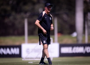 Terceiro Tempo - Milton Neves - Há sete jogos sem vencer no Brasileiro, Corinthians encara o Inter em Itaquera; os times - Notícias - Terceiro Tempo