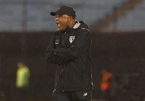 Terceiro Tempo - Milton Neves - Após duas boas vitórias, São Paulo vai a Salvador encarar o Leão da Barra; as equipes - Notícias - Terceiro Tempo