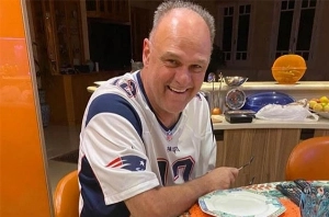 Terceiro Tempo - Milton Neves - Oscar Schmidt, um dos melhores do basquete mundial, morre aos 68 anos - Notícias - Terceiro Tempo