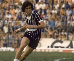 Terceiro Tempo - Milton Neves - Achados & Perdidos: Há 43 anos, com dois gols de Casagrande, Timão buscou empate com o Santo André no Canindé - Notícias - Terceiro Tempo