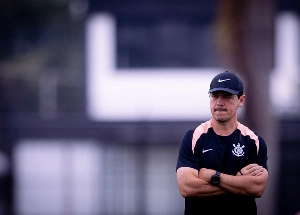 Terceiro Tempo - Milton Neves - Fora do Z-4, Corinthians recebe o Galo neste domingo - Notícias - Terceiro Tempo