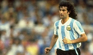 Terceiro Tempo - Milton Neves - Parabéns, Mario Kempes! Artilheiro da Copa de 78, completa 72 anos - Notícias - Terceiro Tempo