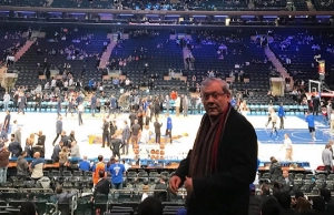 Terceiro Tempo - Milton Neves - Em Nova Iorque, o dia em que Milton assistiu um jogo de basquete mas queria ter visto uma luta... - Notícias - Terceiro Tempo