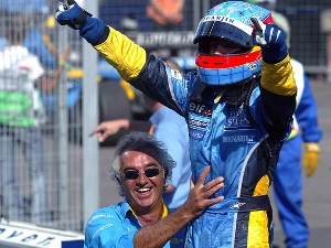 Terceiro Tempo - Milton Neves - Olhos no retrovisor: A primeira vitória Fernando Alonso na Fórmula 1. Espanhol faz 45 anos - Notícias - Terceiro Tempo